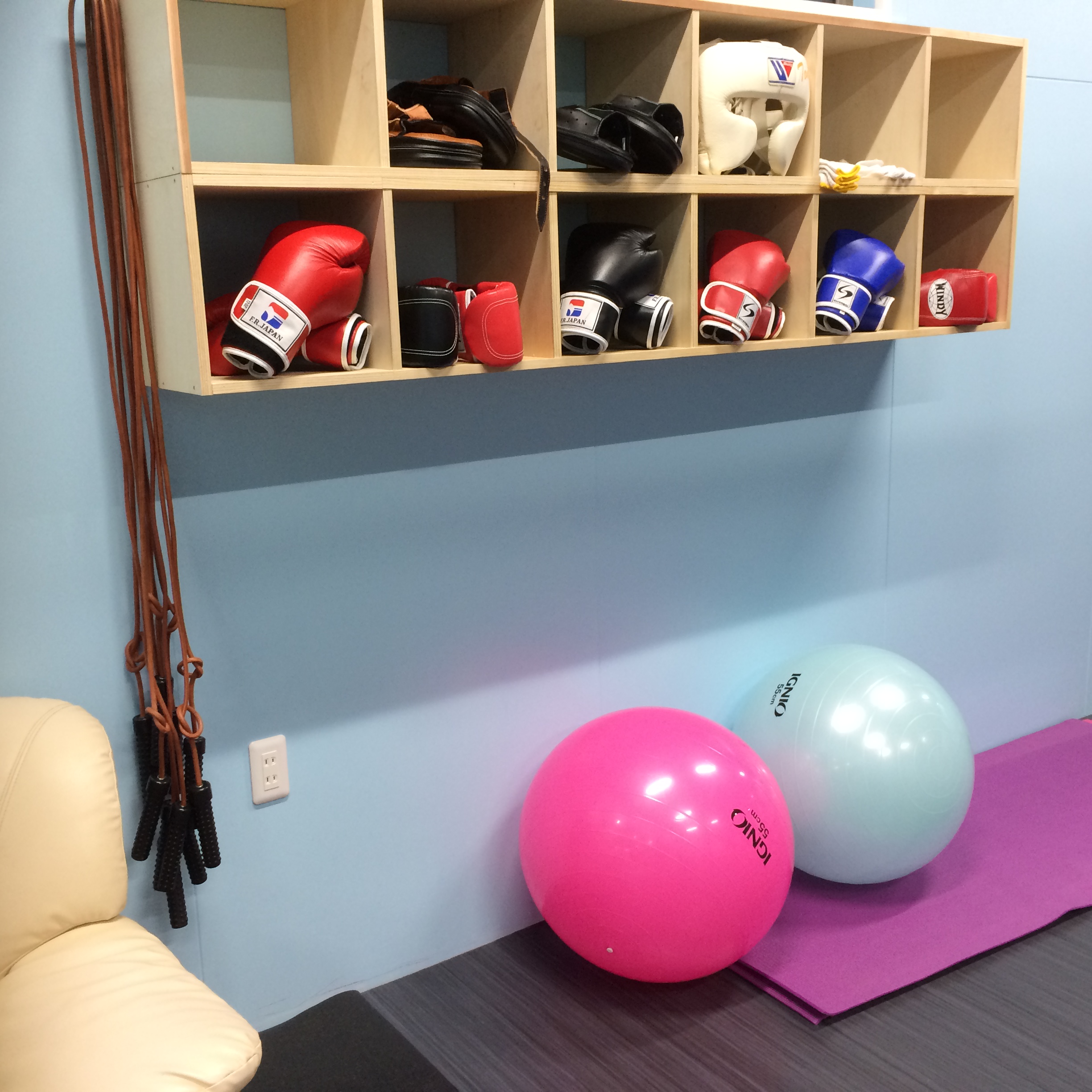 F.R.JAPAN ボクシング設備 設備・アメニティ | キックボクシングジム